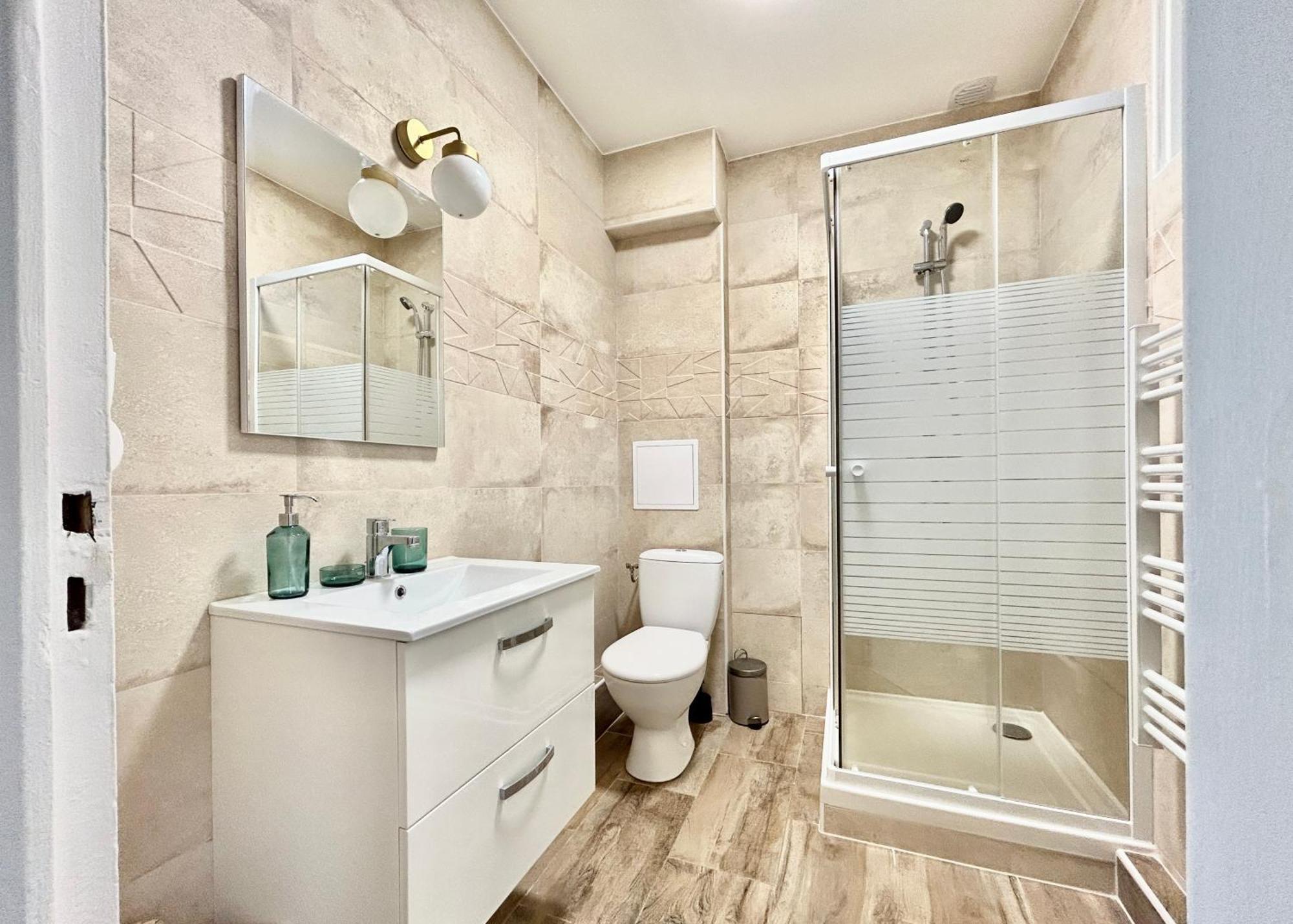 Appartement Pinede - 2 Chambres - Centre Ville Орлеан Екстериор снимка