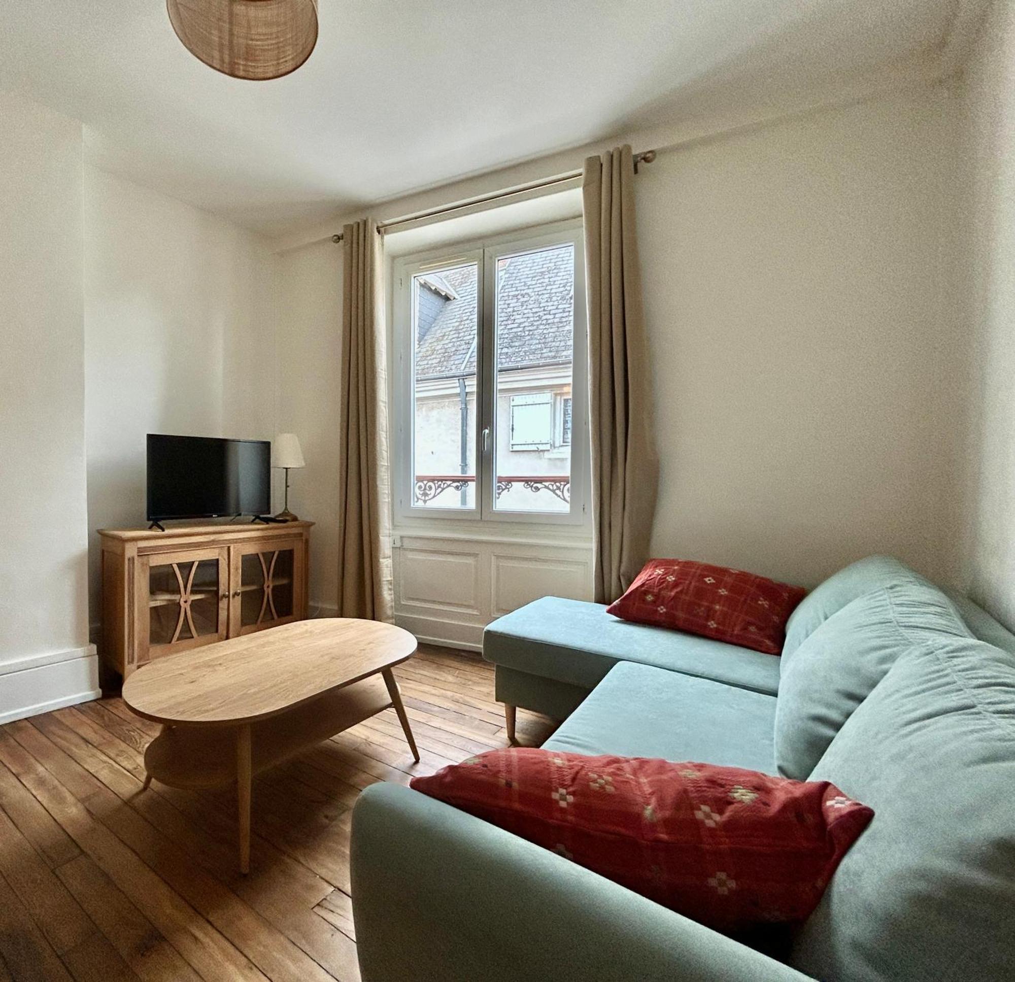 Appartement Pinede - 2 Chambres - Centre Ville Орлеан Екстериор снимка