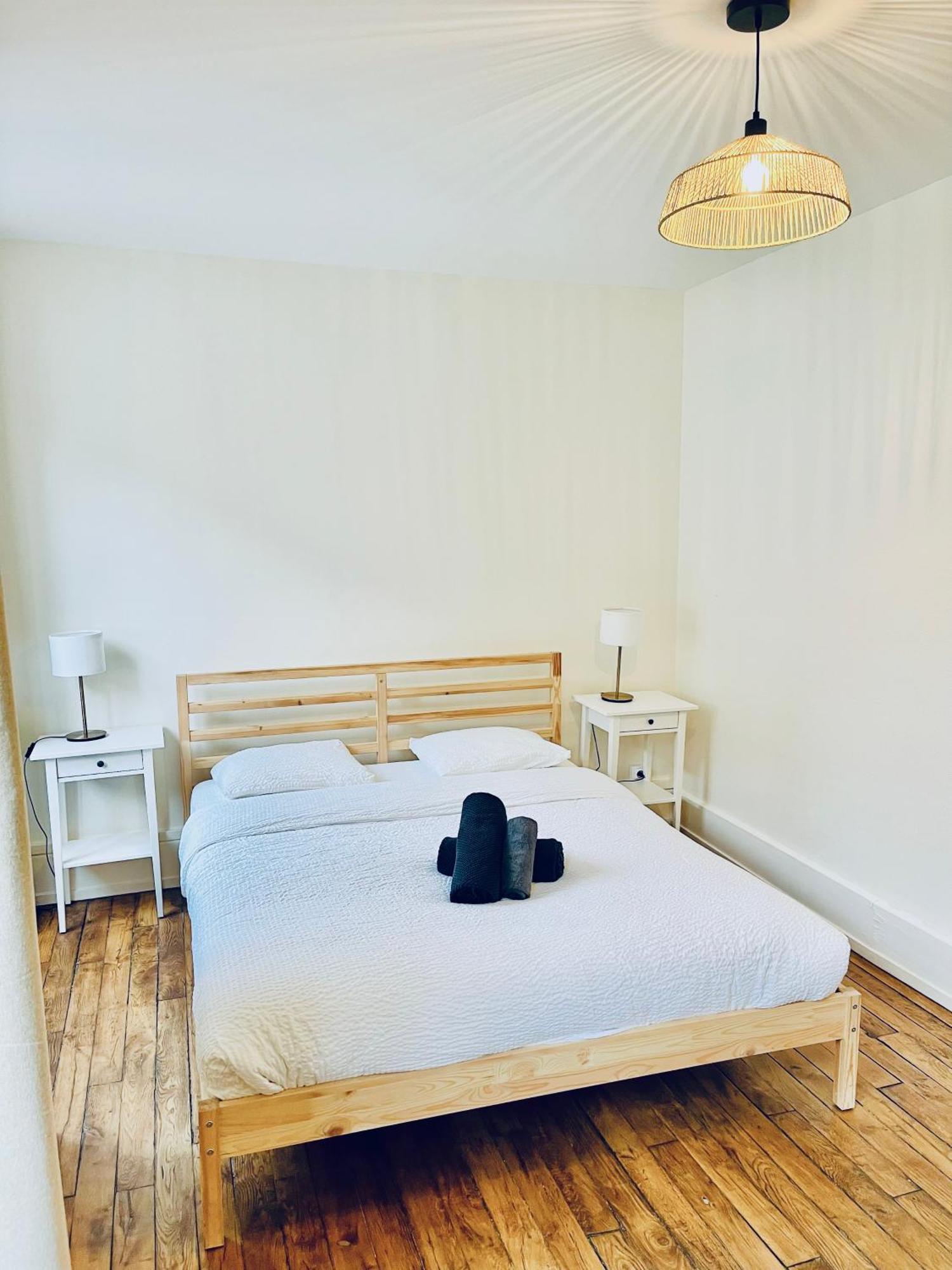 Appartement Pinede - 2 Chambres - Centre Ville Орлеан Екстериор снимка